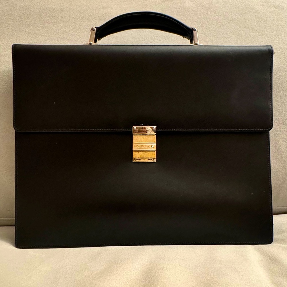 Montblanc Leather Collection Meisterstück Briefcase

(Black)